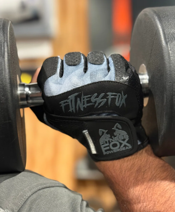 How to Choose Gym Gloves Size (NZ Lifter’s Guide)