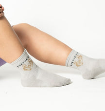 Comfortable grey ankle socks for daily wear
