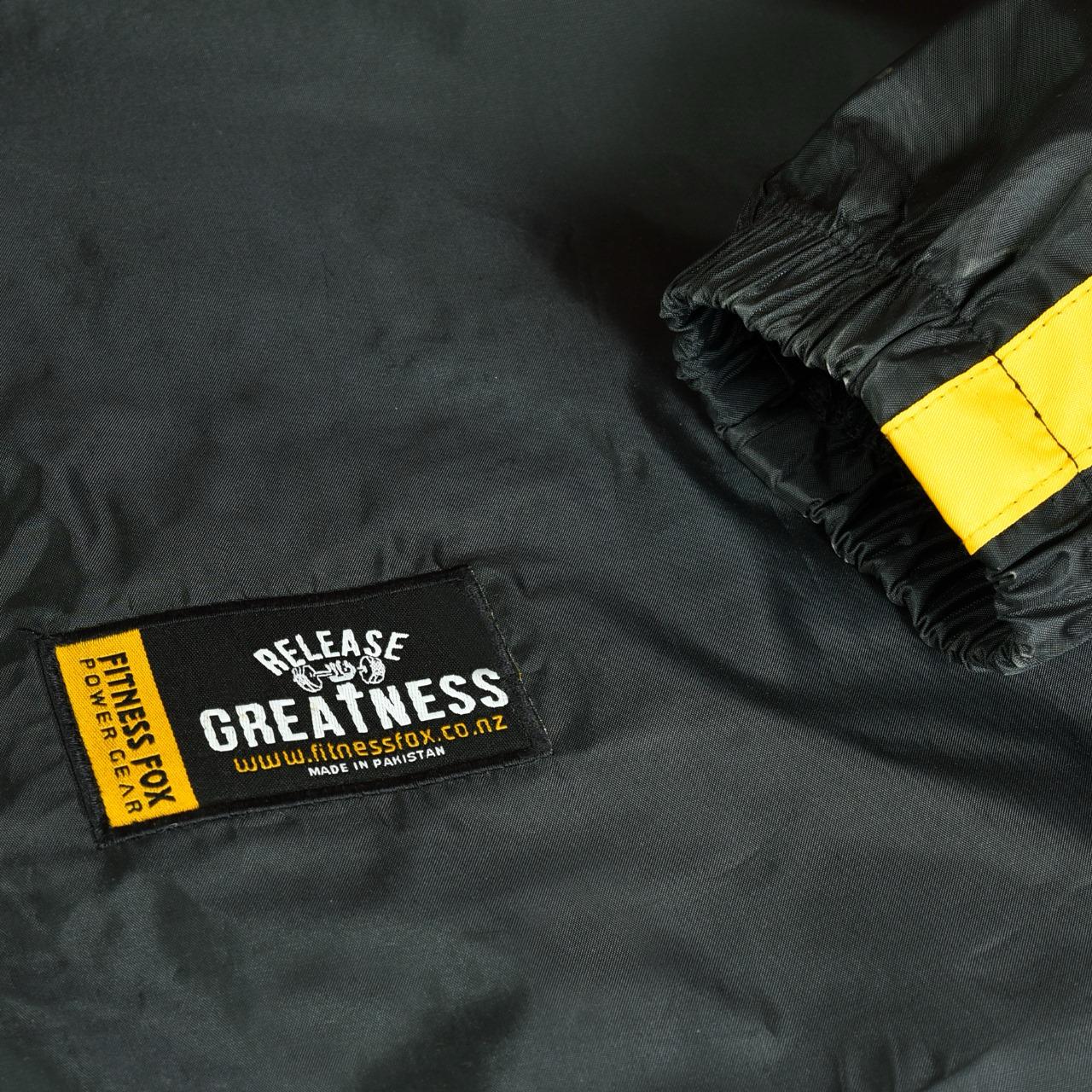 Back view of the hooded sauna jacket with clean seams and unisex silhouette, suitable for varied body types across sizes XS to 7XL. 