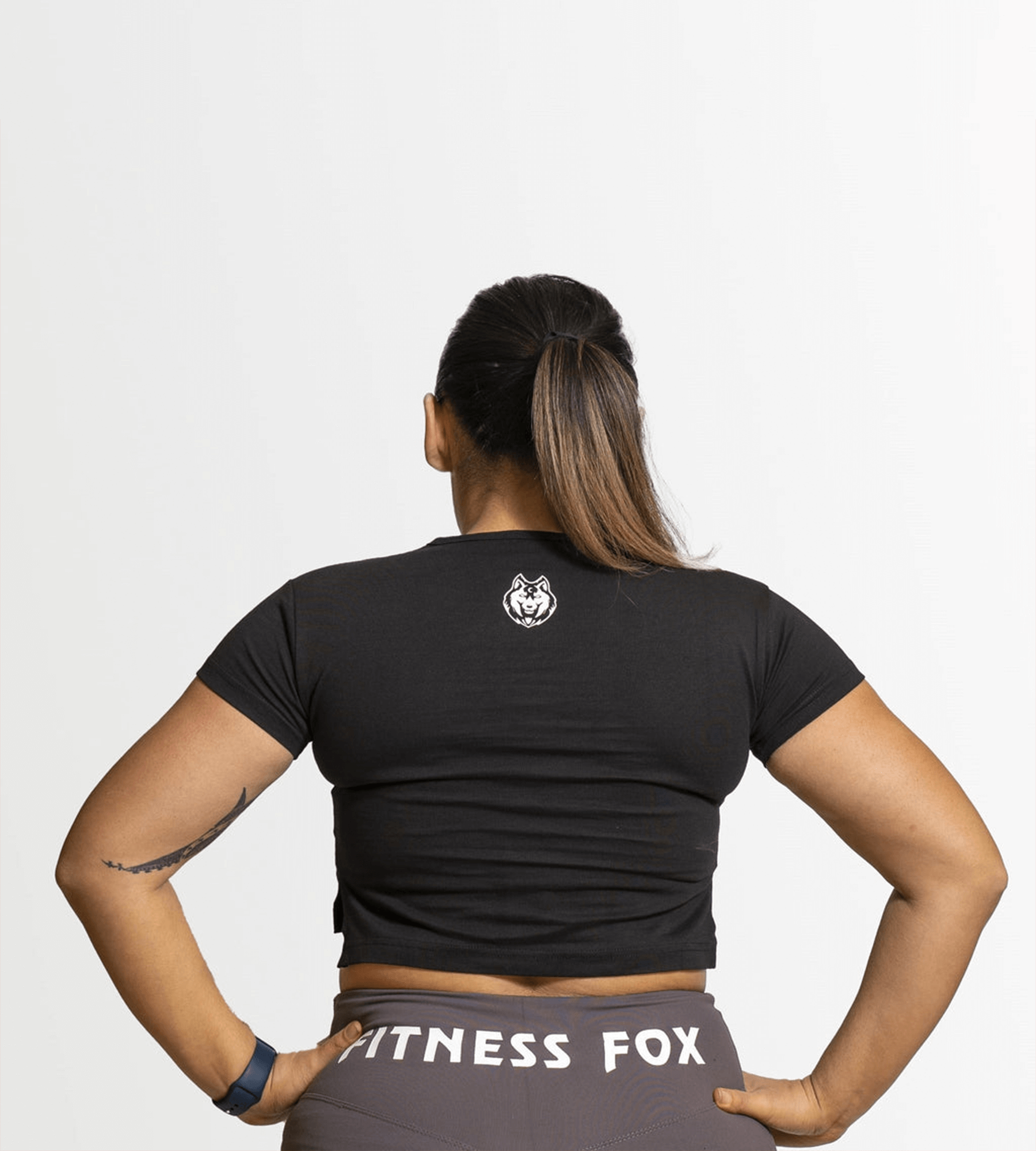 FitnessFox Sleeves-Less  Crop Top (PLZ NOTE :: Clearance ITEMS ARE NON refundable & Exchangeable)